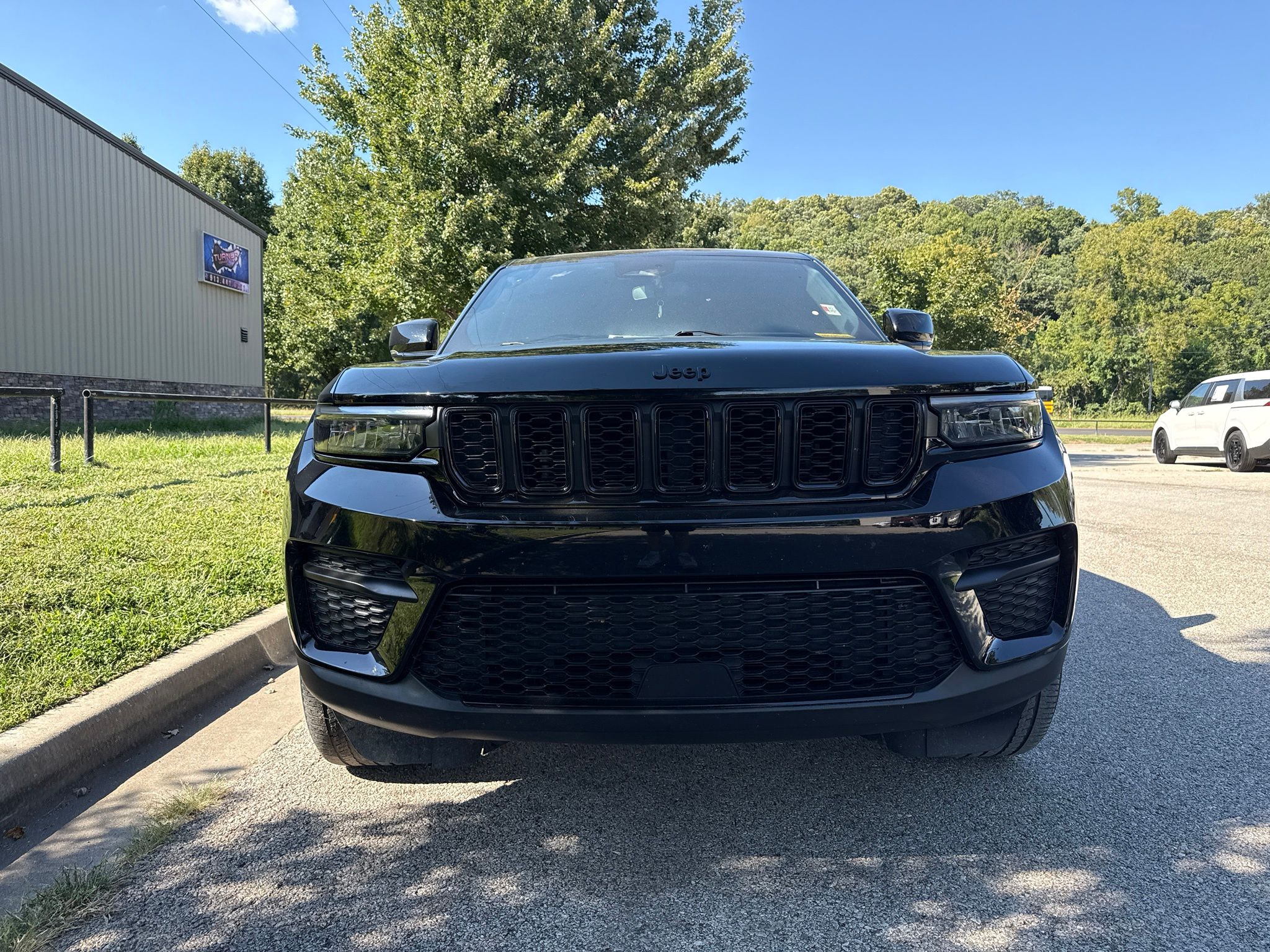 jeep grand cherokee 2023 1C4RJHAG1PC513801 image jeep grand cherokee 2023 1C4RJHAG1PC513801 image